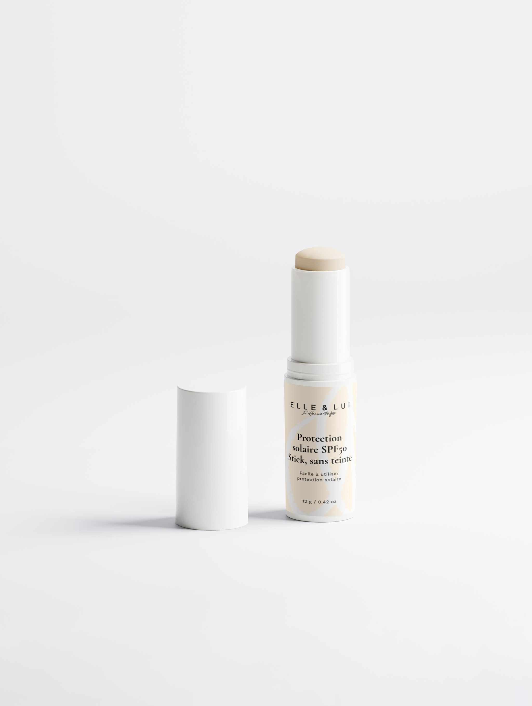 Stick de protection solaire SPF50 minéral sans teinte pour peau sensible et application facile